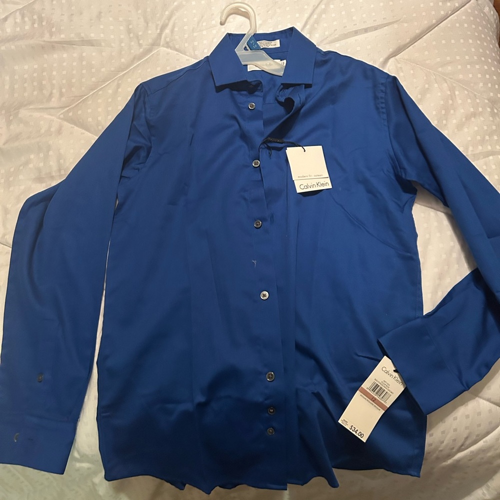 Calvin Klein New with tags boys button down dress shirt size 12
